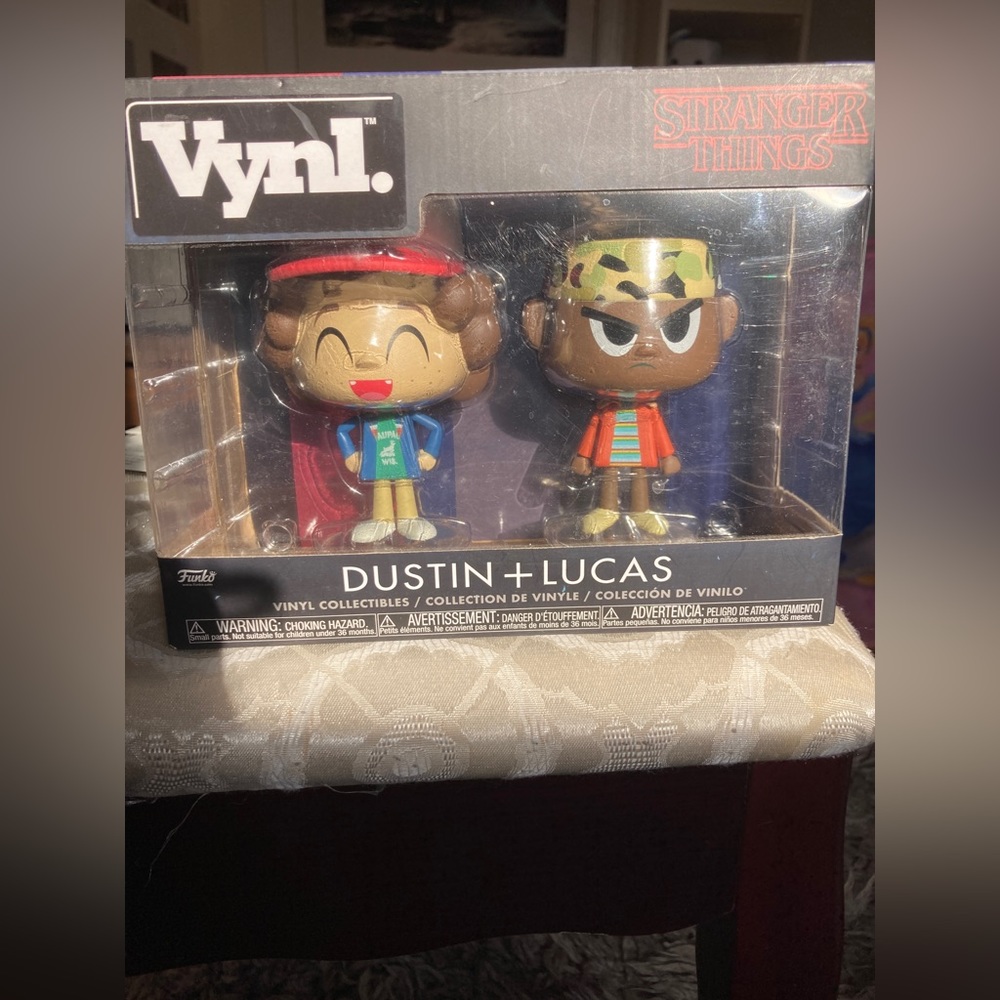 Vynl Figures Dustin + Lucas